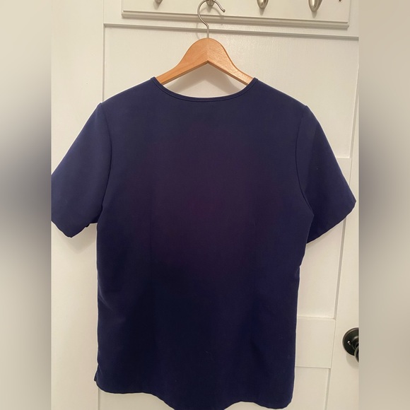 FIGS Scrub Top - Picture 5 of 5